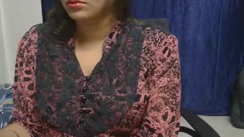 Snapshot of cute_kashmira99 chatting on September 13, 10:45 am kashmira online show from September 13, 10:45 am