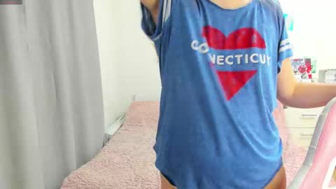 Snapshot of cute_kate0 chatting on September 16, 10:01 am cute_kate0 online show from September 16, 10:01 am