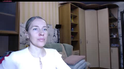 cute_lion_ online show from November 28, 5:49 pm