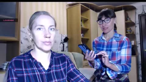 cute_lion_ online show from October 24, 12:34 pm