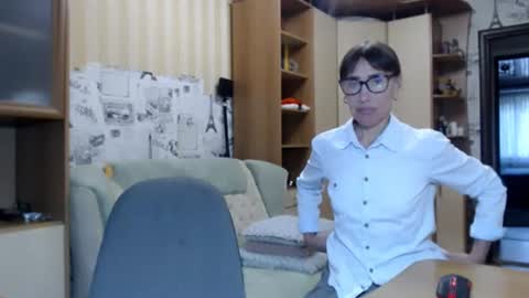 cute_lion_ online show from June 22, 12:13 pm