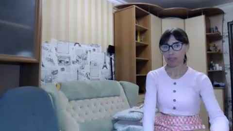 cute_lion_ online show from July 28, 11:50 am