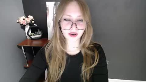 Veronica online show from March 9, 7:33 am