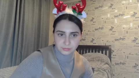 Snapshot of cute_strawberry_ chatting on December 31, 10:12 pm cute_strawberry_ online show from December 31, 10:12 pm