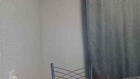 Snapshot of cute_strawberry_ chatting on December 27, 7:14 pm cute_strawberry_ online show from December 27, 7:14 pm