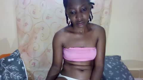 cute_xeniah online show from September 18, 4:44 am