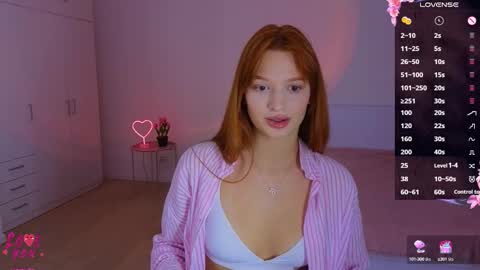 Snapshot of cuteariel7 chatting on September 25, 5:11 pm Ariel online show from September 25, 5:11 pm