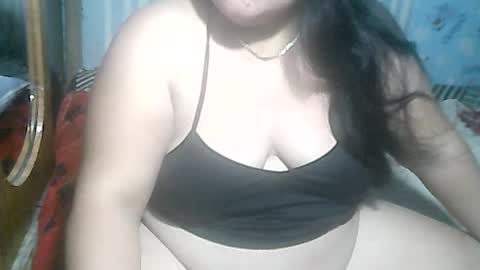 cutechubbyasian online show from August 3, 12:33 pm