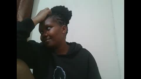 Sheila online show from October 17, 8:12 pm