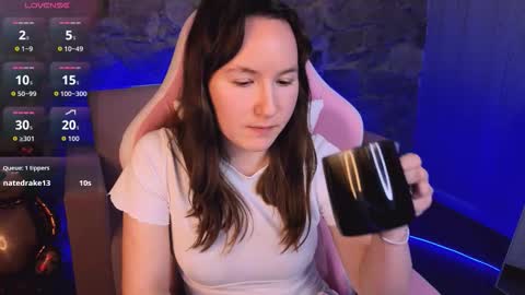 cuteglory online show from March 16, 5:44 am