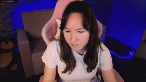 cuteglory online show from March 13, 2:46 am