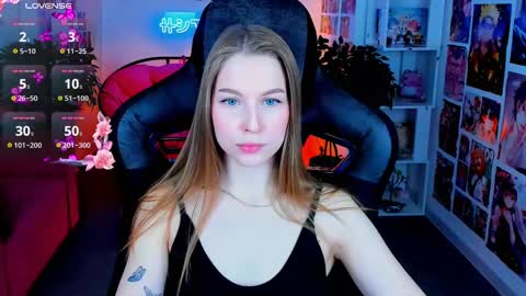 Snapshot of cutemousee chatting on February 20, 8:28 am Rina online show from February 20, 8:28 am