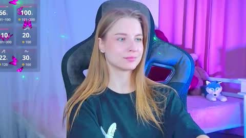 Snapshot of cutemousee chatting on September 10, 5:51 am Rina online show from September 10, 5:51 am