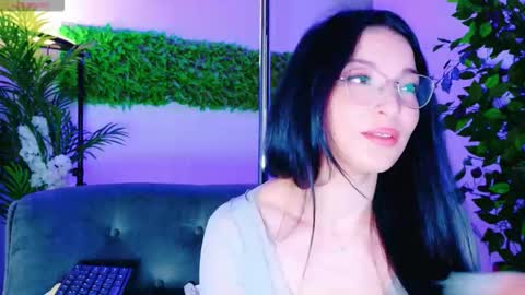 Cuteness  Girl online show from December 4, 7:32 am