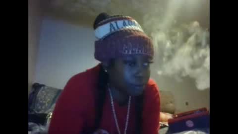 Snapshot of cuteshotkiki chatting on January 25, 1:21 am mary mack online show from January 25, 1:21 am