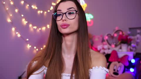 Snapshot of cutesmilebaby chatting on January 25, 10:51 am Rita4u online show from January 25, 10:51 am