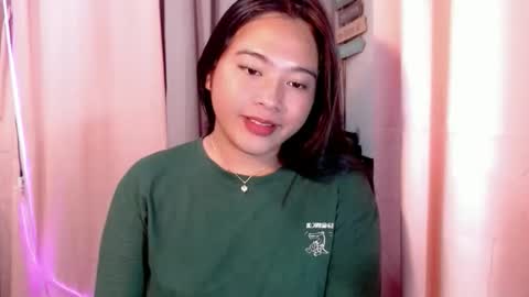 cute online show from March 6, 6:36 pm