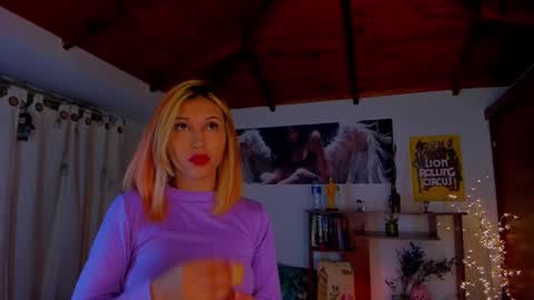 cuteweed420 online show from February 16, 4:20 am