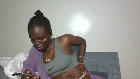 cutey_lunar online show from October 10, 10:53 am