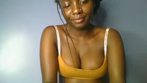 Choco online show from April 3, 2:04 pm