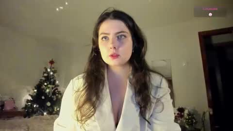 Pearl online show from December 17, 7:18 pm