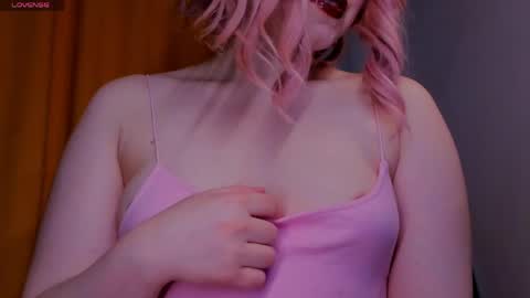 CutieSue online show from April 30, 2:17 am