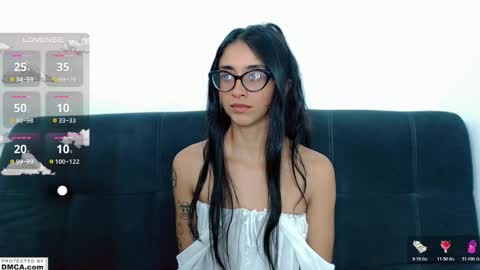 miss ari  online show from October 29, 1:26 pm