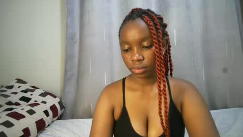 cutypookie online show from October 26, 7:37 am