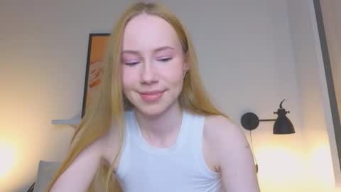 Snapshot of cuute_angell chatting on September 13, 5:32 pm Virginia See you on Sunday online show from September 13, 5:32 pm