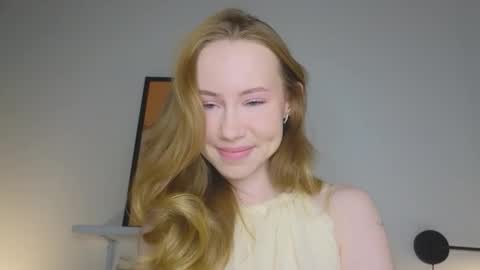 Snapshot of cuute_angell chatting on October 17, 5:05 pm Virginia See you on Sunday online show from October 17, 5:05 pm