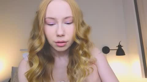 Snapshot of cuute_angell chatting on September 12, 5:20 pm Virginia See you on Sunday online show from September 12, 5:20 pm