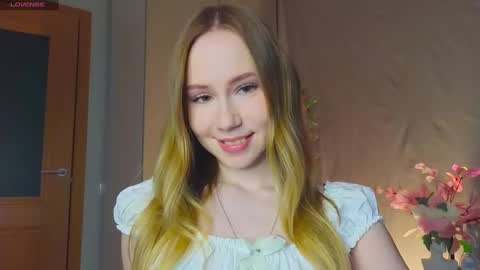 Snapshot of cuute_angell chatting on March 11, 5:02 pm Virginia See you on Sunday online show from March 11, 5:02 pm