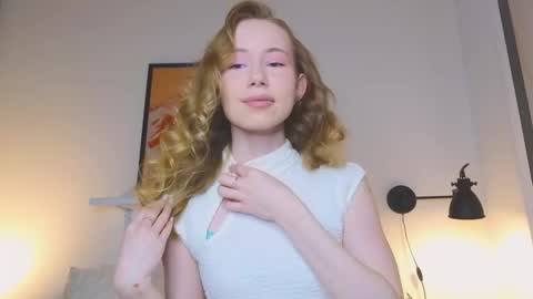 Snapshot of cuute_angell chatting on September 9, 5:13 pm Virginia See you on Sunday online show from September 9, 5:13 pm
