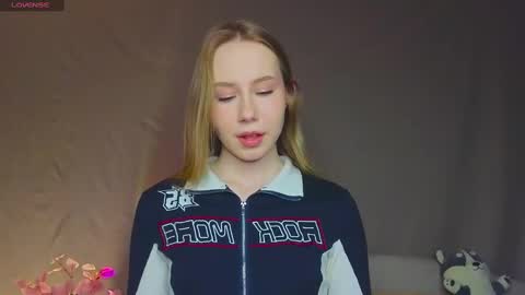 Snapshot of cuute_angell chatting on February 24, 4:58 pm Virginia See you on Sunday online show from February 24, 4:58 pm