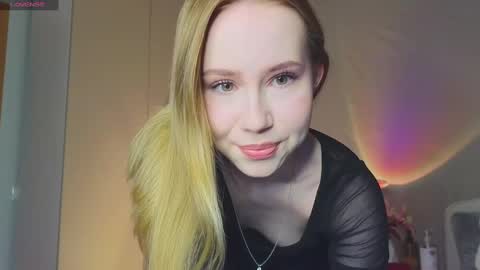 Snapshot of cuute_angell chatting on February 7, 4:56 pm Virginia See you on Sunday online show from February 7, 4:56 pm