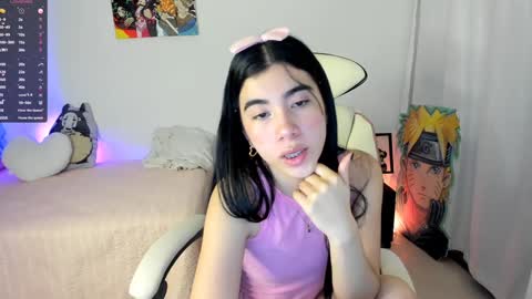 Snapshot of cyber_lizz chatting on December 18, 10:13 pm Liz online show from December 18, 10:13 pm