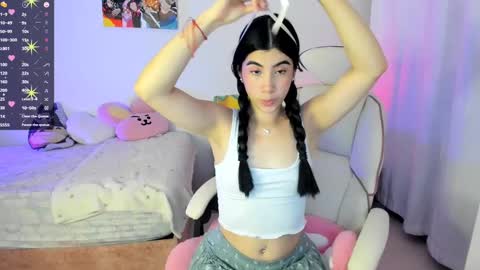 Snapshot of cyber_lizz chatting on March 6, 10:15 pm Liz online show from March 6, 10:15 pm
