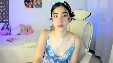 Snapshot of cyber_lizz chatting on January 26, 6:27 pm Liz online show from January 26, 6:27 pm
