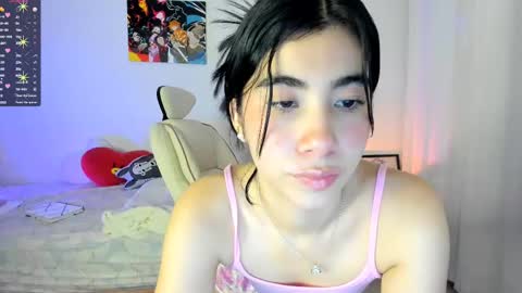 Snapshot of cyber_lizz chatting on February 25, 12:25 am Liz online show from February 25, 12:25 am
