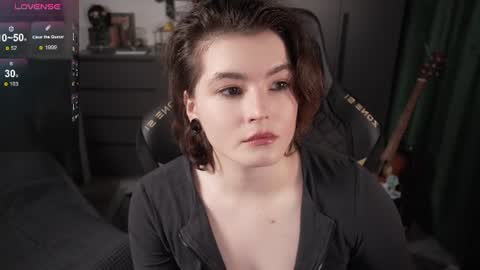 Helen Blossom online show from July 26, 1:41 pm