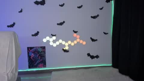 Snapshot of cyberzoe chatting on October 19, 11:34 am cyber zoe online show from October 19, 11:34 am