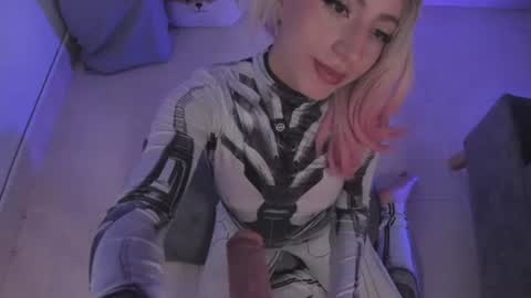  cyber zoe   online show from July 28, 2:35 pm
