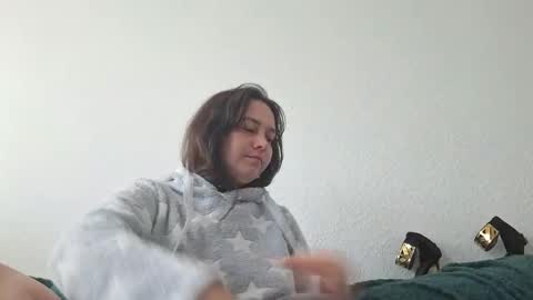 Snapshot of cyndee_winter chatting on September 15, 3:09 pm Cyndee Winter online show from September 15, 3:09 pm