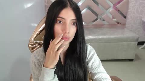 CINTIA ARAUJO online show from November 22, 3:20 am