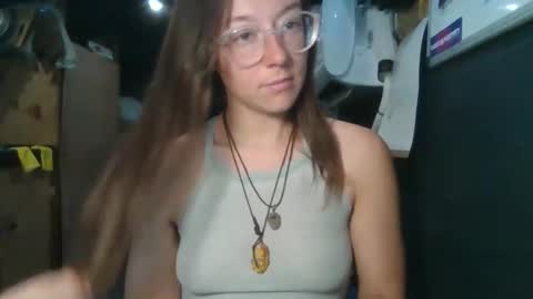 d3sert_moon online show from December 15, 9:09 pm