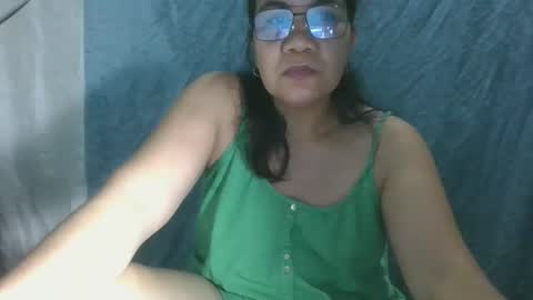 Snapshot of d84real chatting on September 23, 2:37 pm Virg online show from September 23, 2:37 pm
