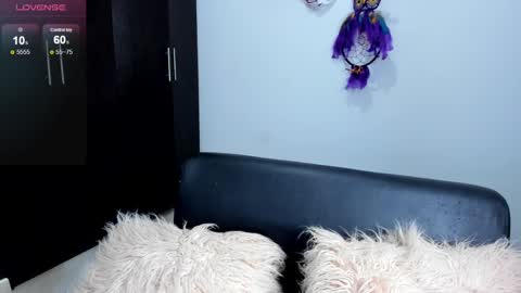 Ailyn  online show from March 10, 1:34 am