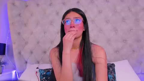 dafne_bss online show from August 2, 10:57 pm