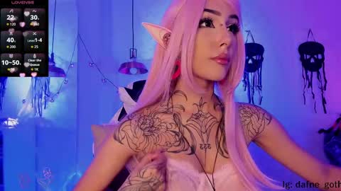 Snapshot of dafne_goth chatting on October 8, 9:41 pm Dafne online show from October 8, 9:41 pm