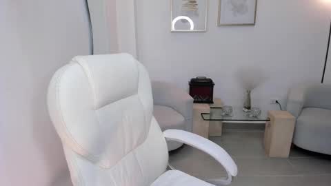 Dafne online show from October 9, 8:13 pm